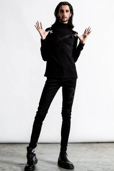 Bilde av Cross The Line Sweater