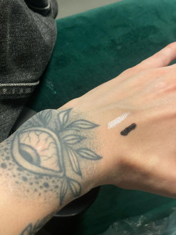 Ghost Chubby Eyeshadow Pen