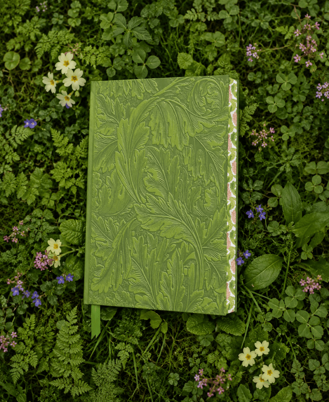 Artisan Art William Morris: Acanthus Journal