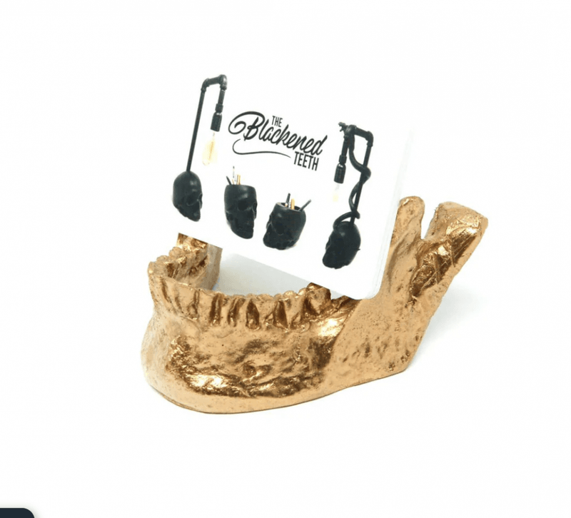 Jaw Card Holder